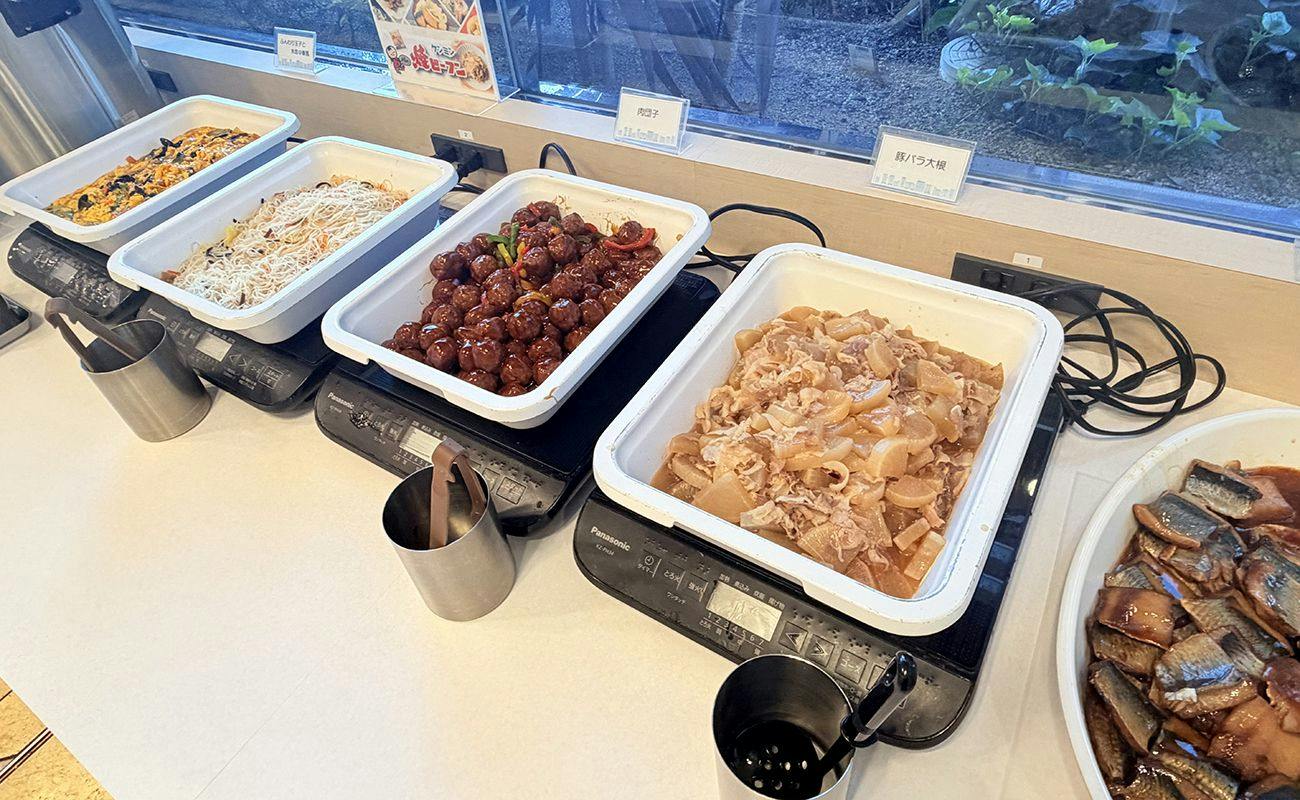 朝食