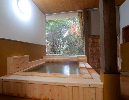 特別室「もみじ」食事処