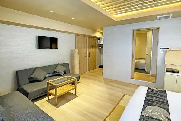 Bilik dengan onsen luar (contoh)