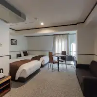 ซูพีเรีย ทวิน