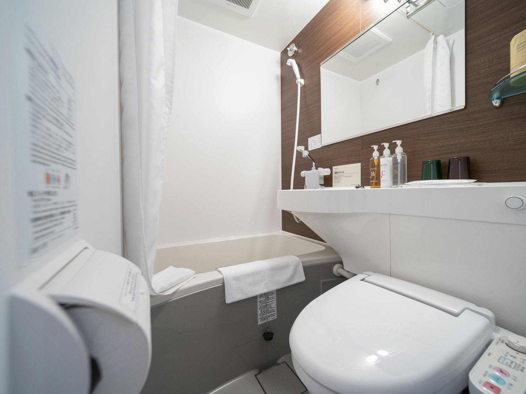 ห้องพักทุกห้องมีห้องน้ำในตัว