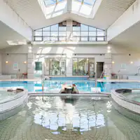 บาเดโซน