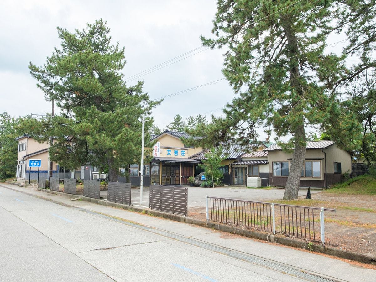 【해변 숙소 여암장】