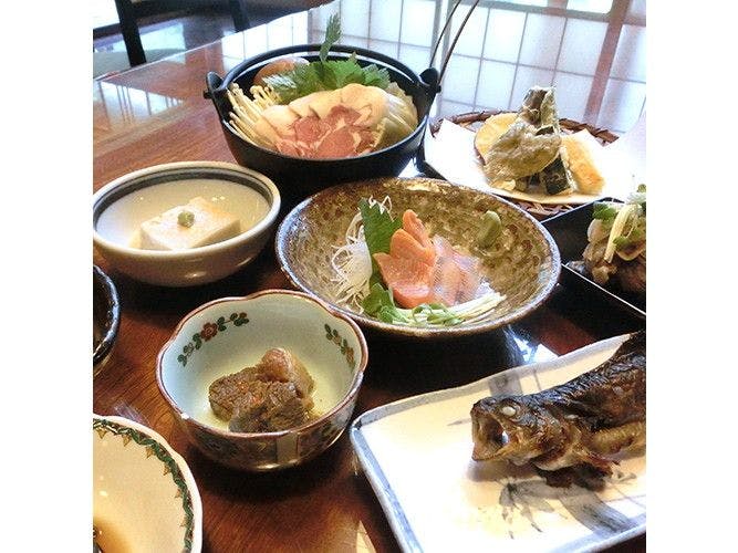 Kanazawa Yuwaku Itagaya Onsen Zenigame Gensen Kakenagashi