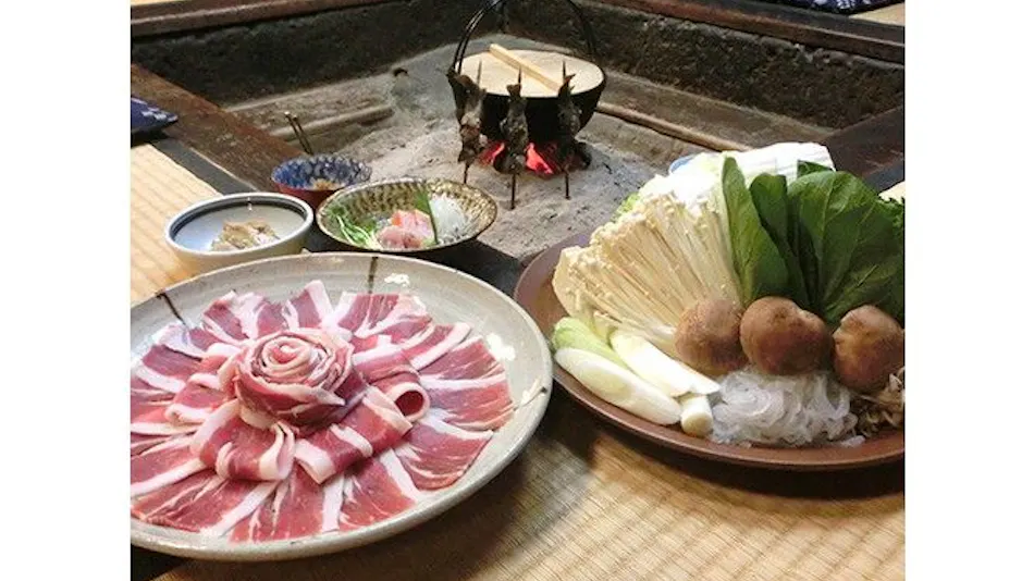 Kanazawa Yuwaku Itagaya Onsen Zenigame Gensen Kakenagashi