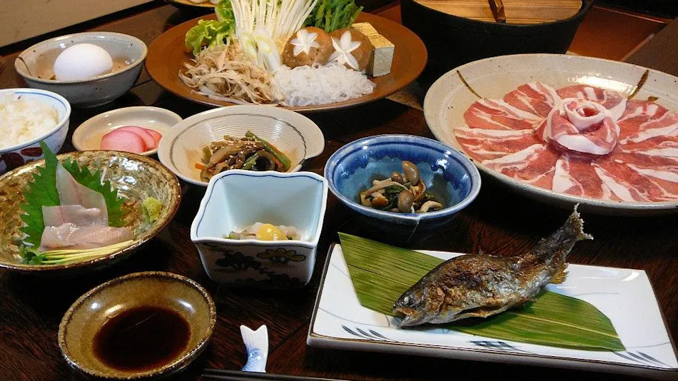 Kanazawa Yuwaku Itagaya Onsen Zenigame Gensen Kakenagashi