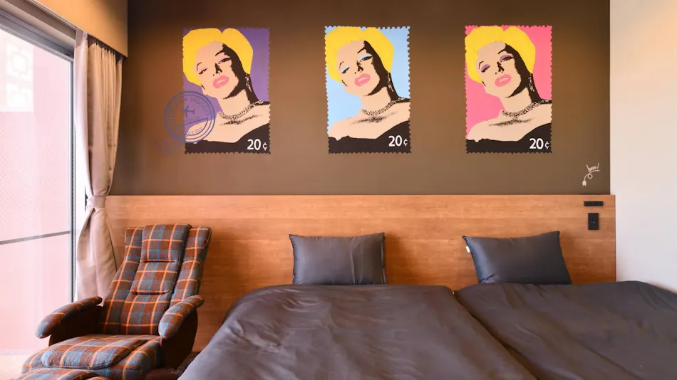 HOTEL PINK HIBISCUS