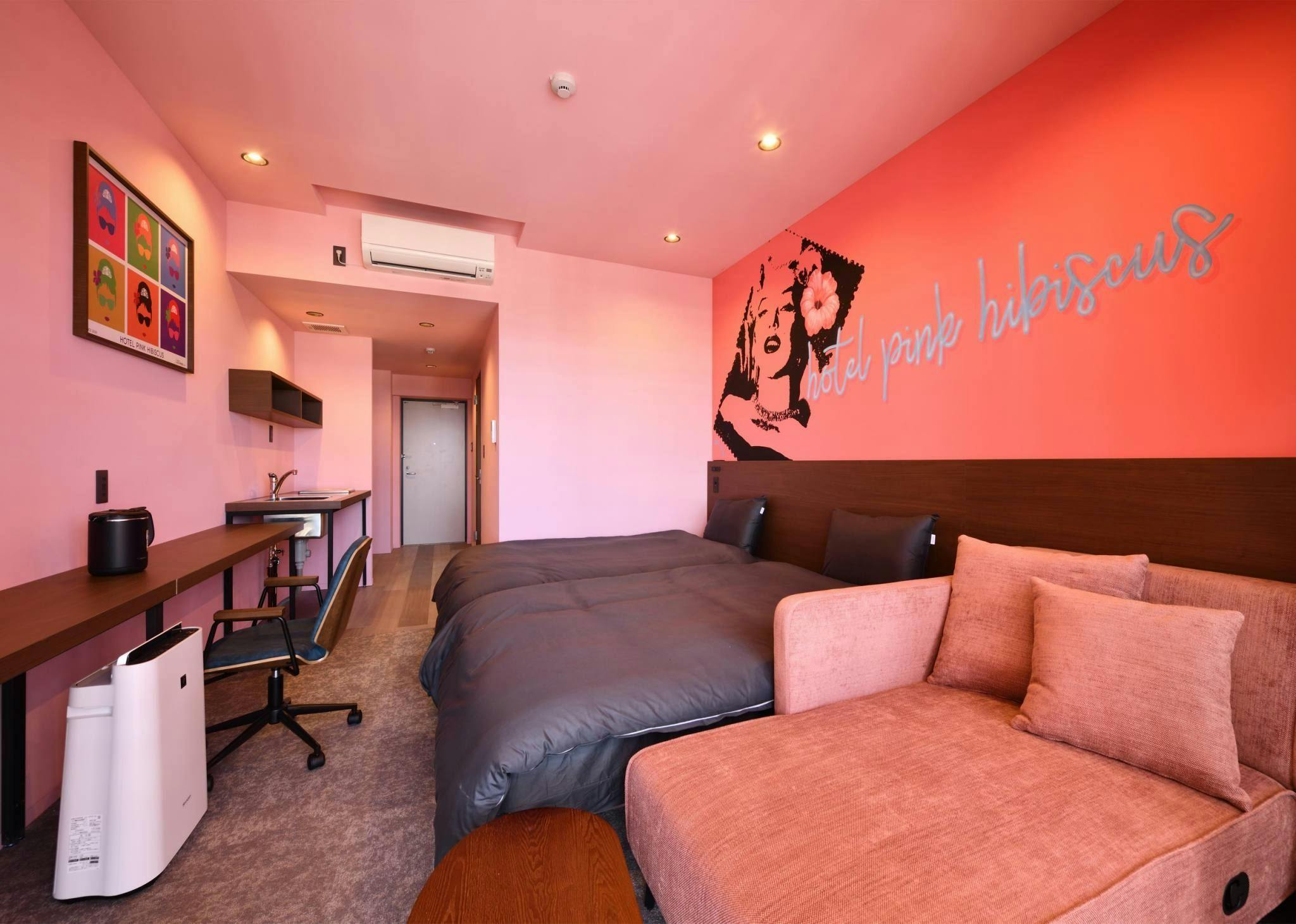 HOTEL PINK HIBISCUS