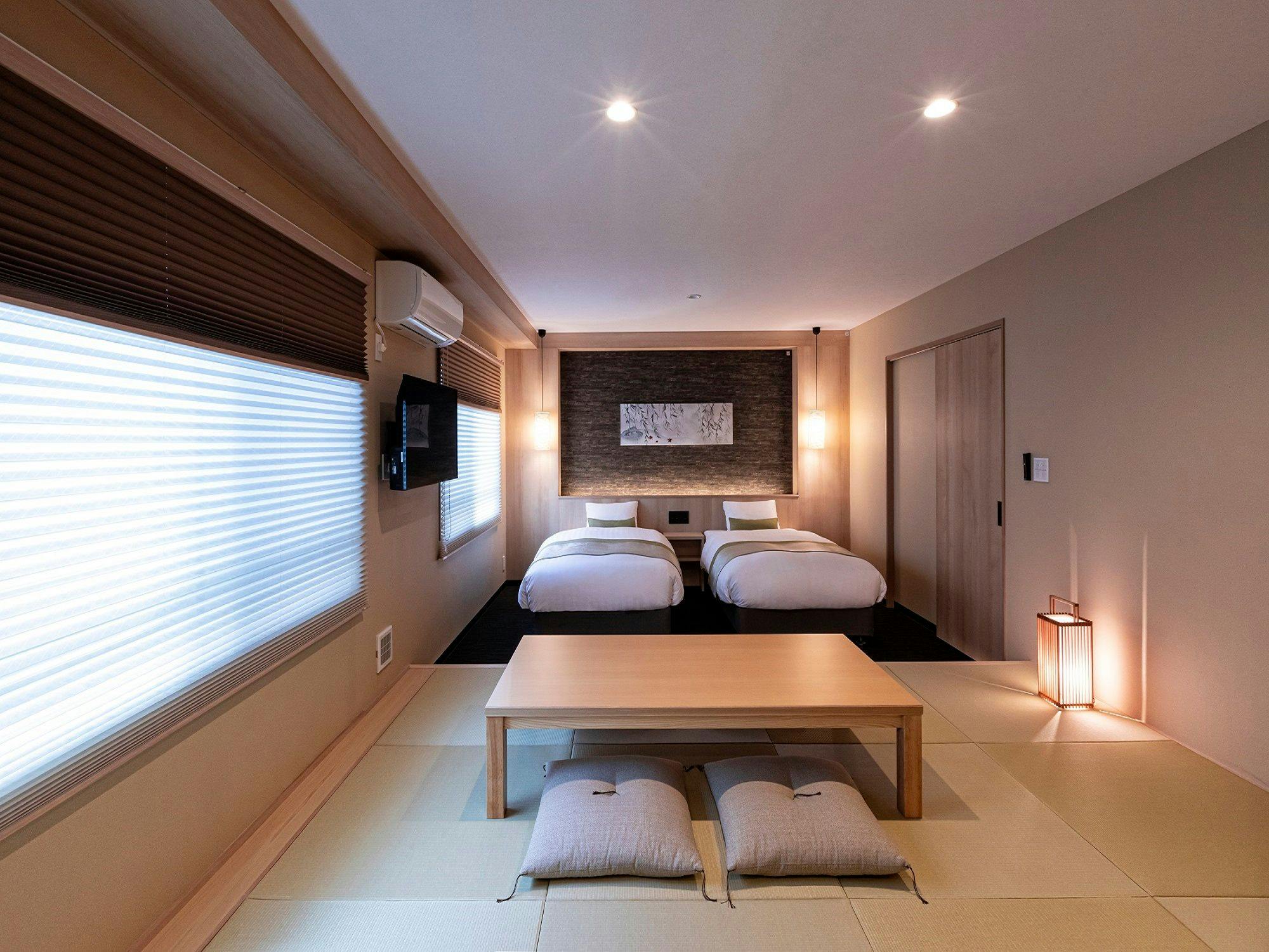 Rinn Shirakawa South