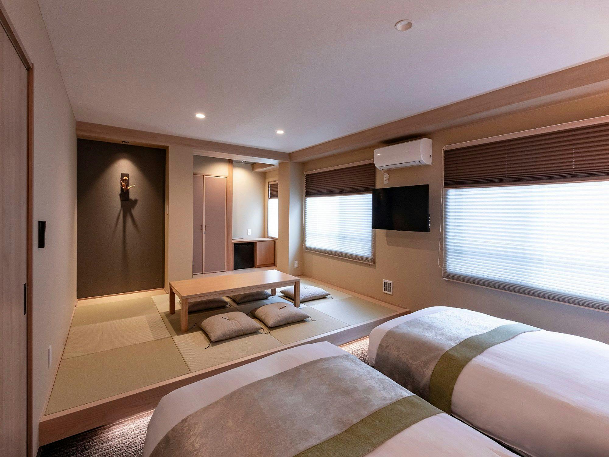 Rinn Shirakawa South