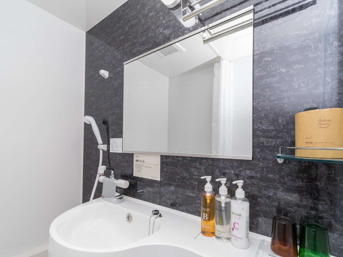 ห้องพักทุกห้องมีห้องน้ำในตัว