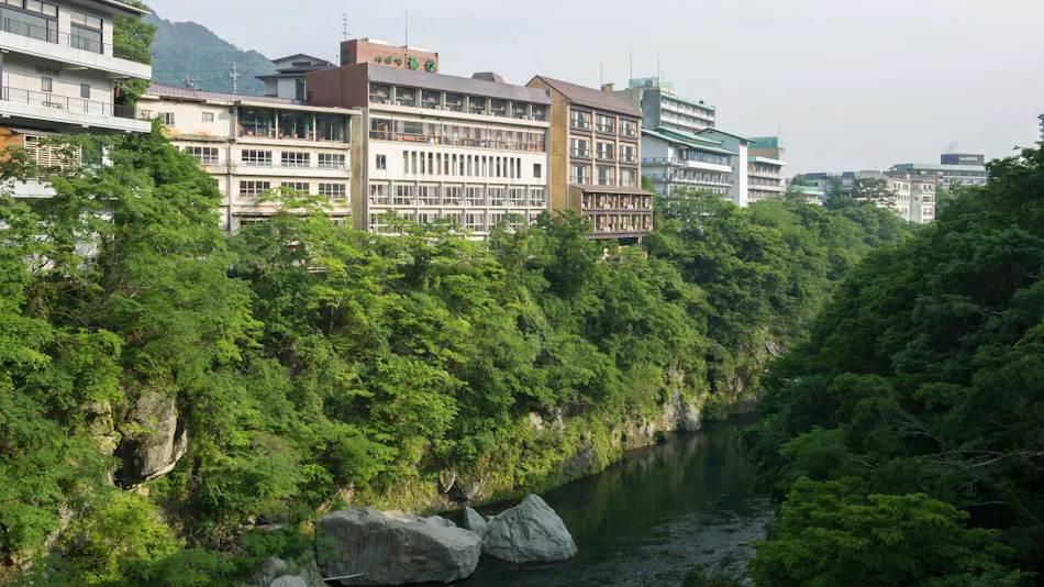 Kinugawa Onsen Zekkei no Yado Kashobo Fukumatsu