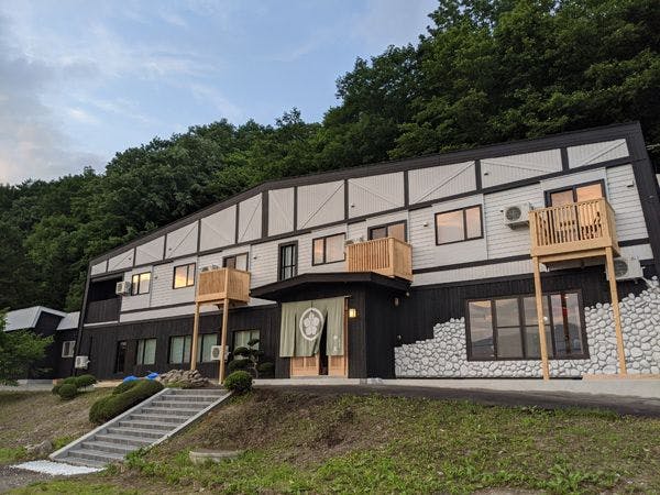 ภายนอกและทางเข้า