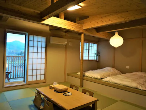 อาคารหลัก 16 เสื่อทาทามิ - เกาลัด