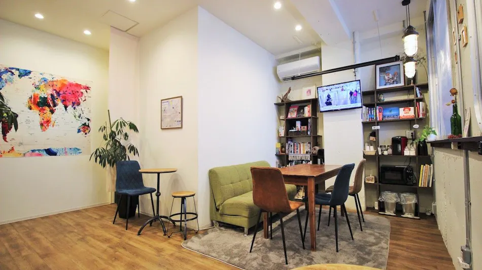 Hostel TOKI