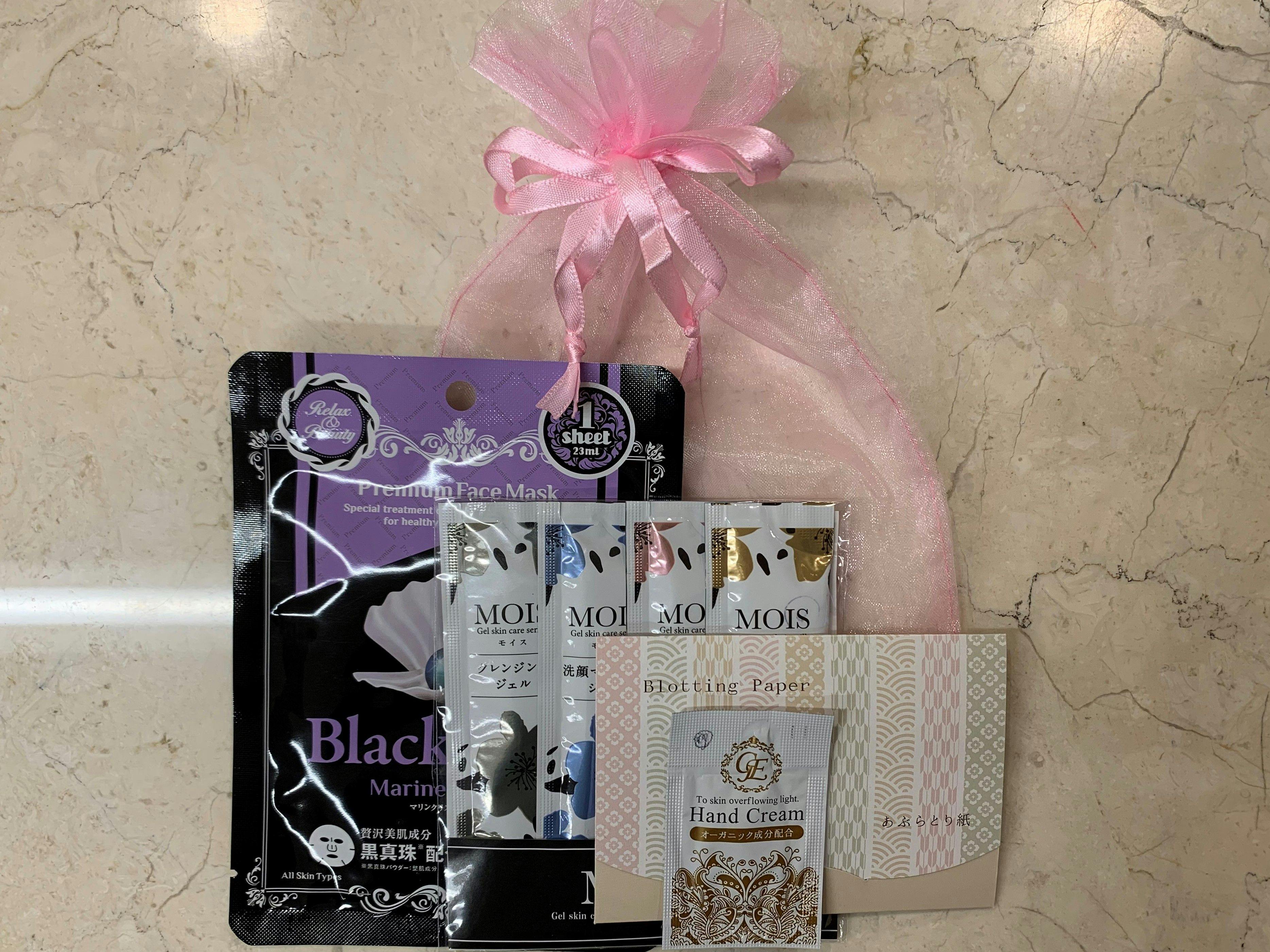 ชุดสิ่งอำนวยความสะดวกสำหรับผู้หญิง!