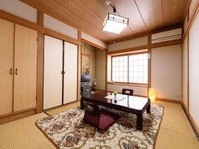 由布院温泉　御宿 陣の内