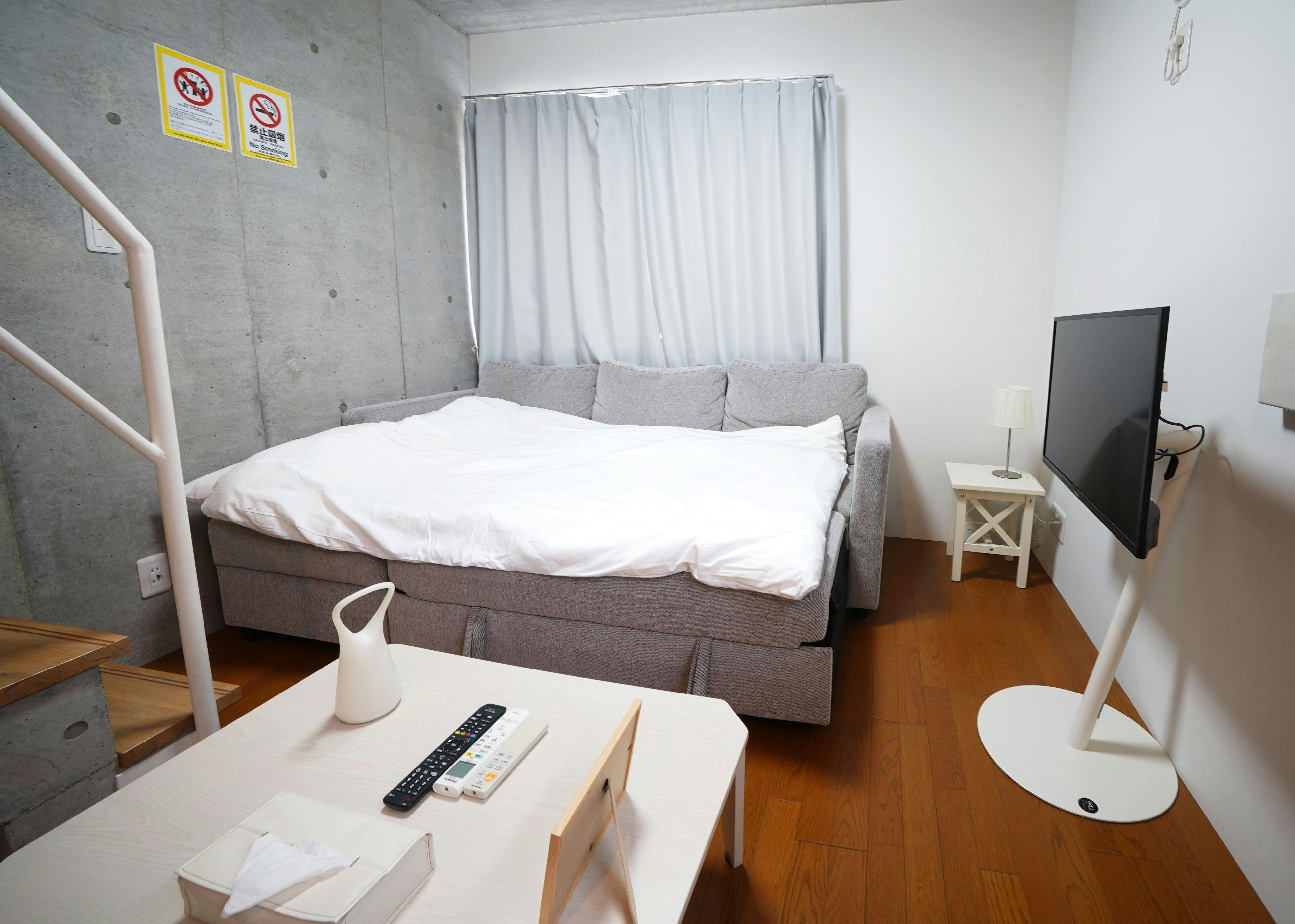 Laffitte Hirai Condominium Hotel