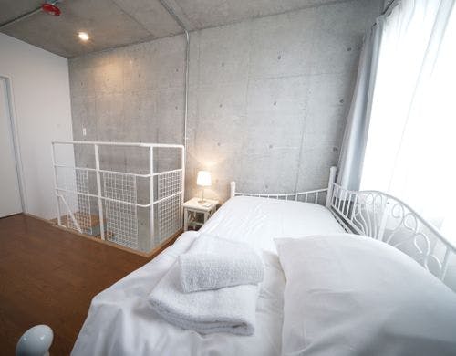 寝室と生活エリアが分けられて快適