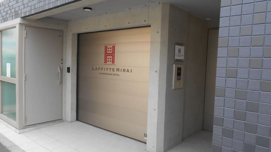 Laffitte Hirai Condominium Hotel