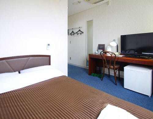 セミダブルルーム【120cmベッド×1台】