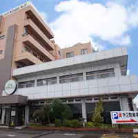 Ini adalah tampilan luar Hotel Hakusan Hills.