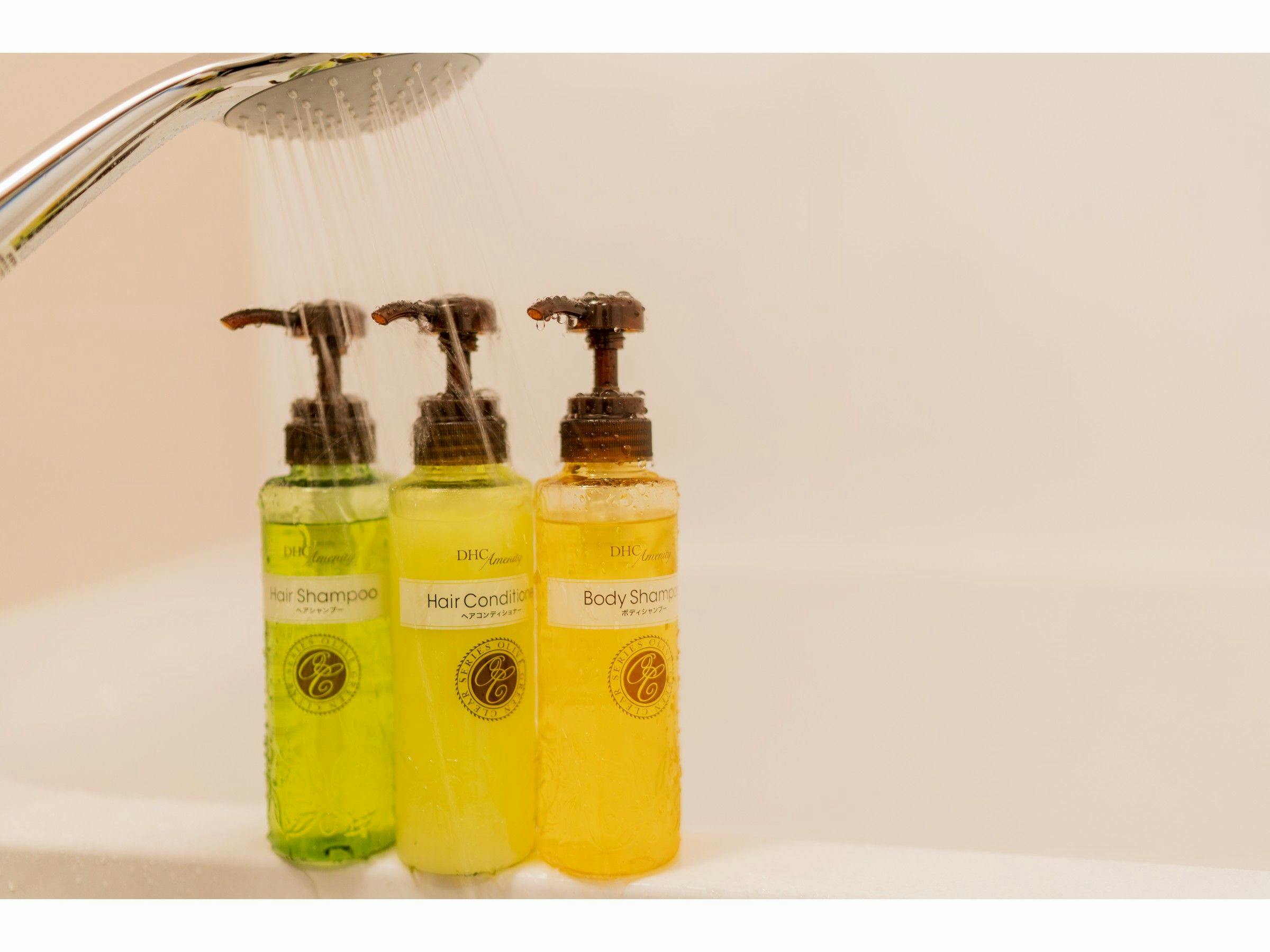 แชมพู, สบู่ล้างตัว, ครีมนวดผม