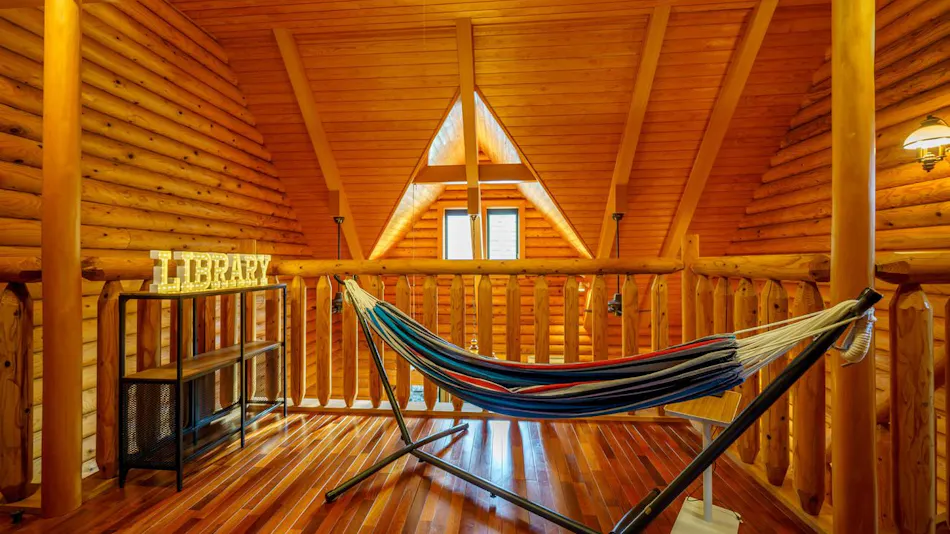 Phoenix Chick with Japanese Garden