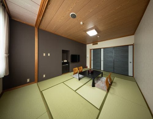 2024年リニューアル<BR>和室12畳のお部屋です