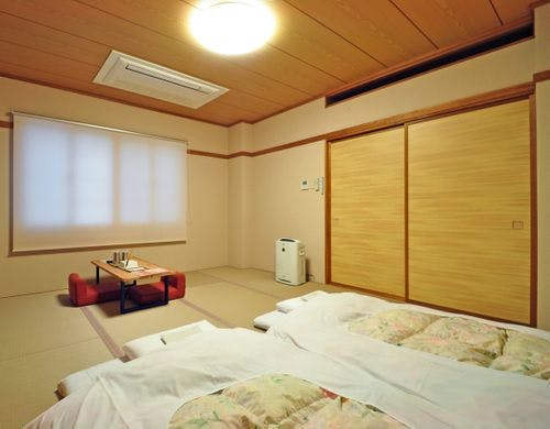 【和室10畳】い草の香りに癒されます