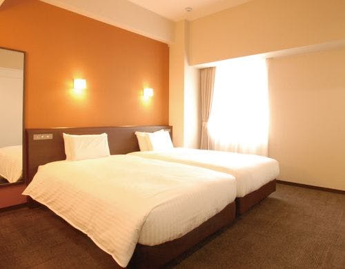 【ユニバーサルツイン】