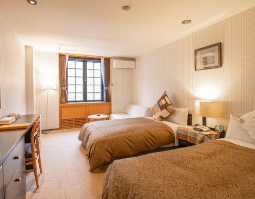 シンプルなお部屋で快適にお過ごし頂けます