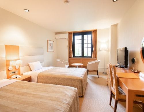 シンプルなお部屋で快適にお過ごし頂けます