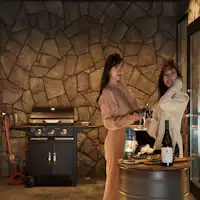夜空中閃耀的星星與海洋的音樂