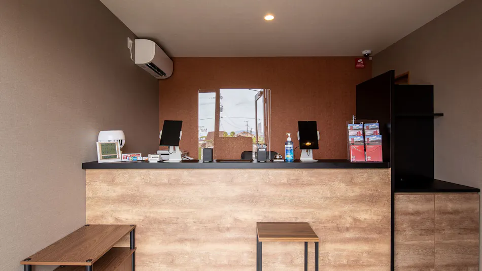 HOTEL R9 The Yard Uki