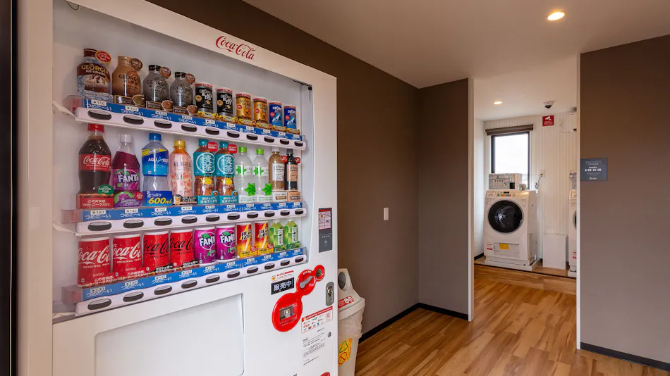 HOTEL R9 The Yard Uki