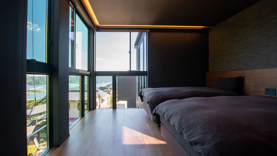 Awaji Island C-Side | Dual View