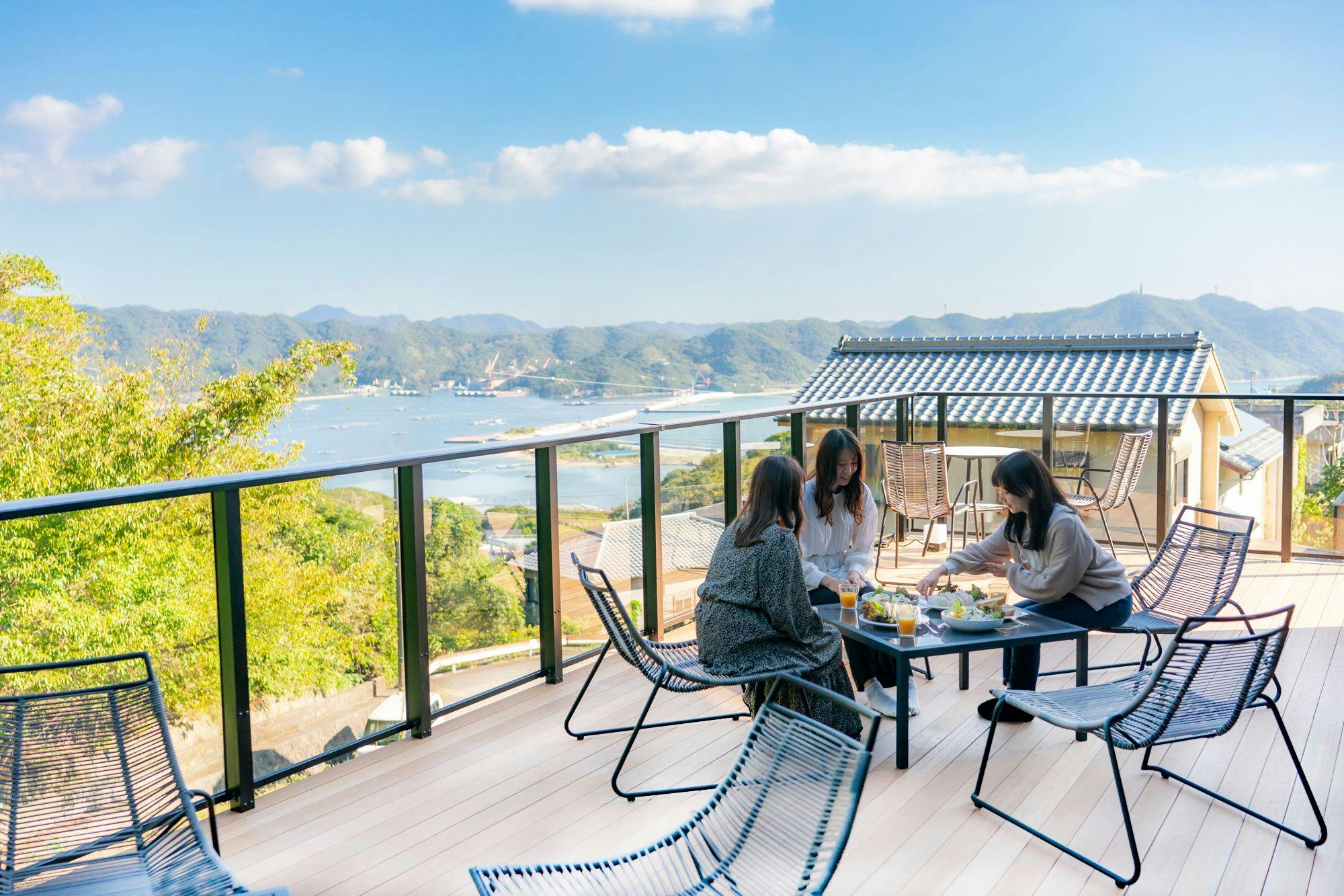 Awaji Island C-Side | Dual View