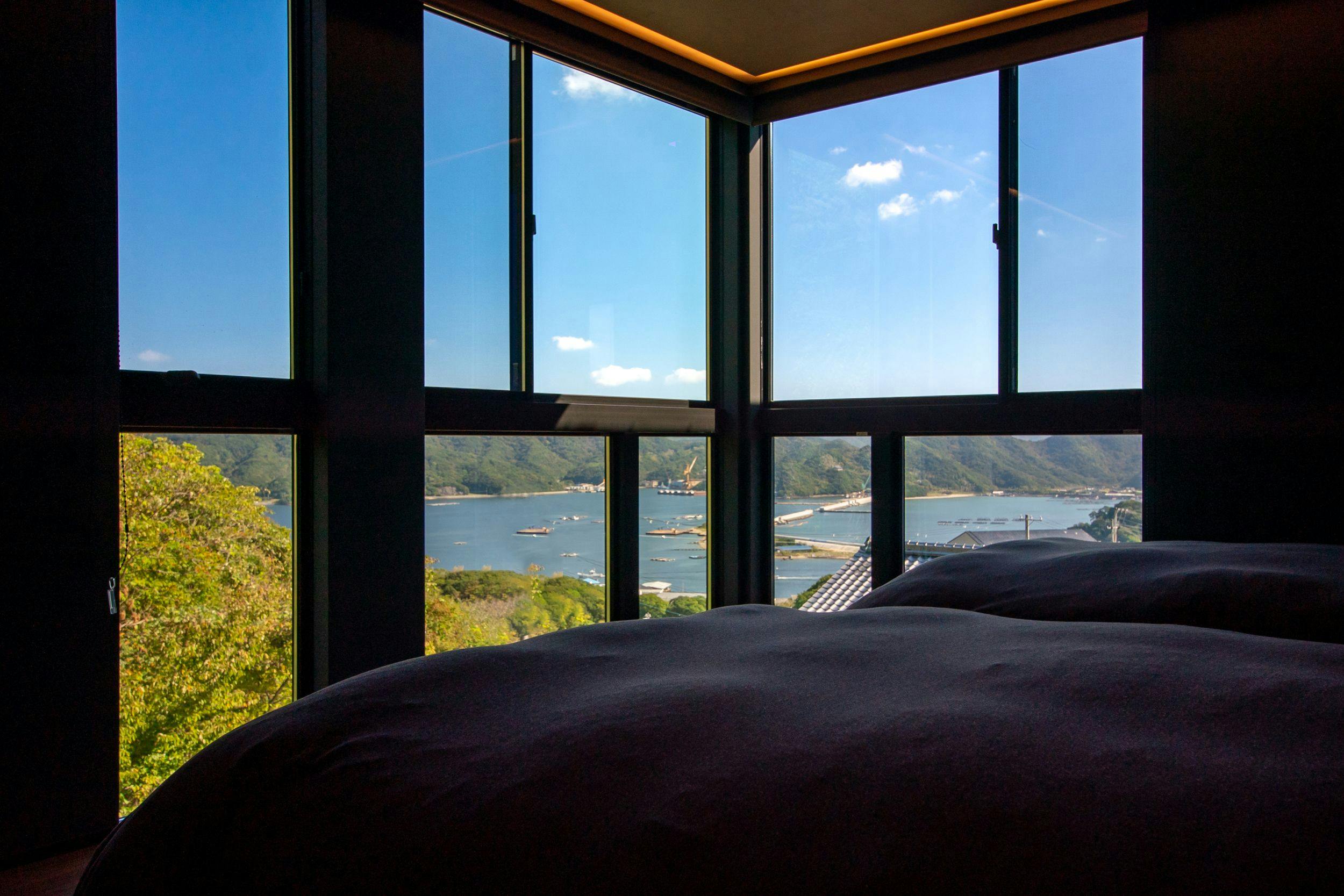 Awaji Island C-Side | Dual View