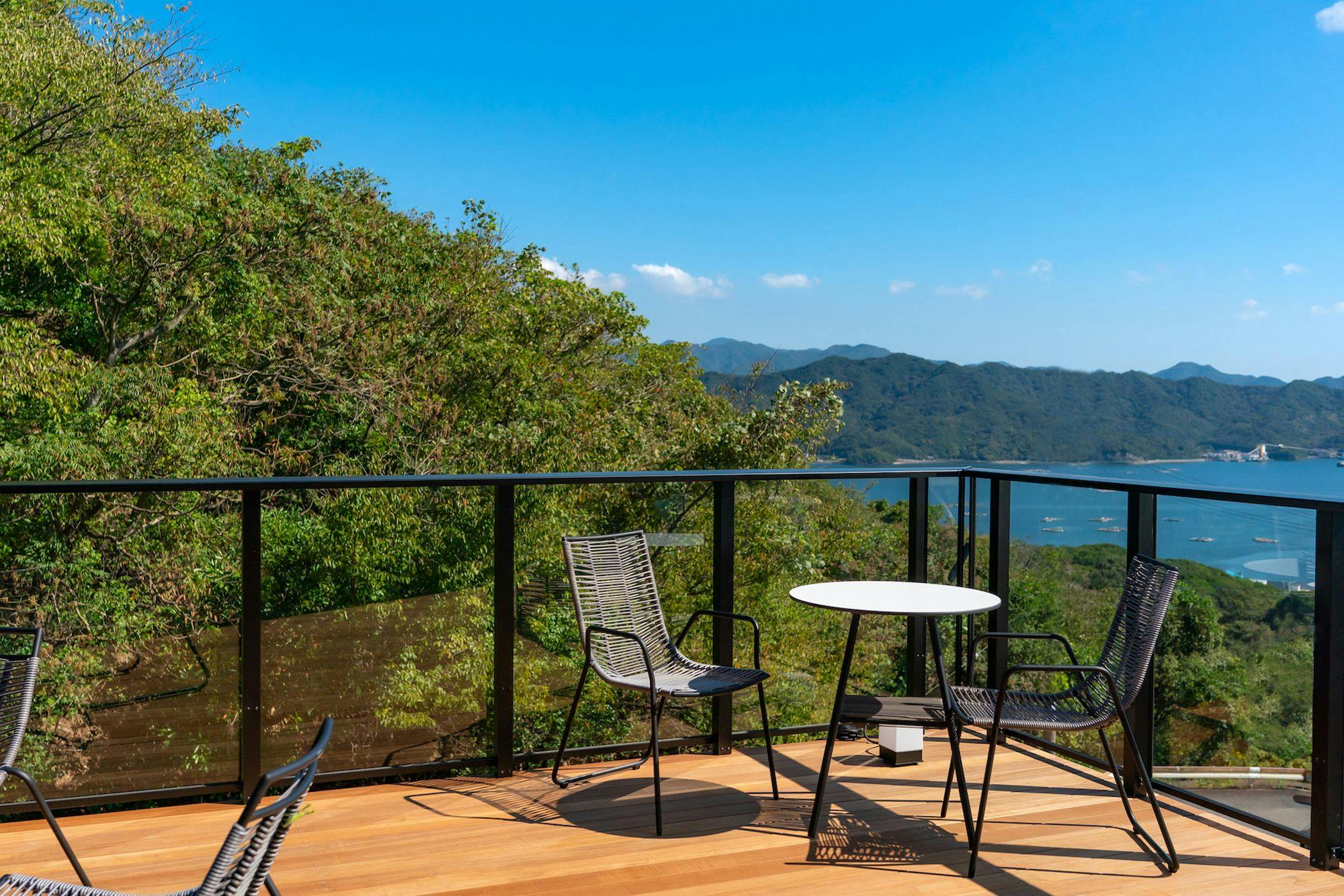 Awaji Island C-Side | Dual View