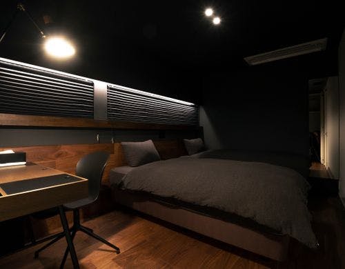 ベッドルーム_シモンズベッド