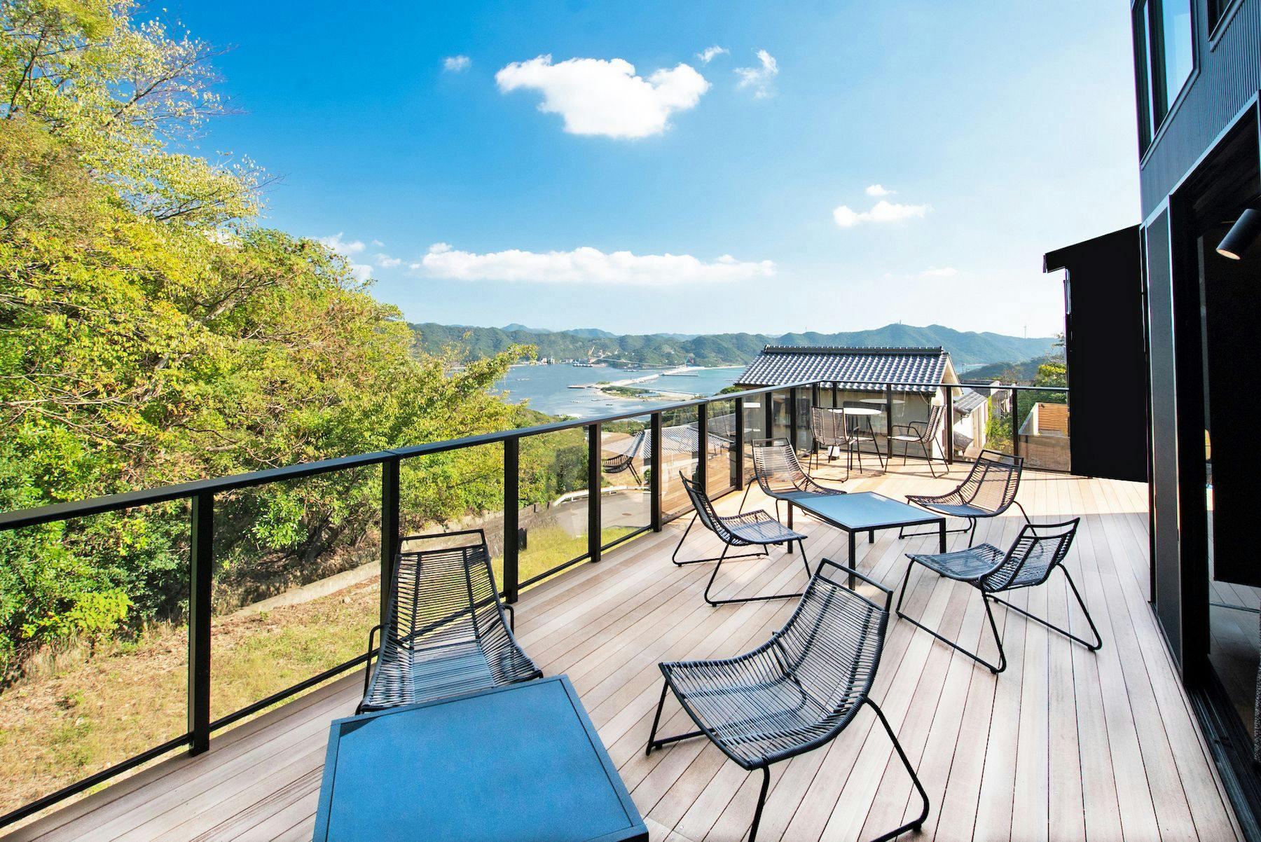 Awaji Island C-Side | Dual View