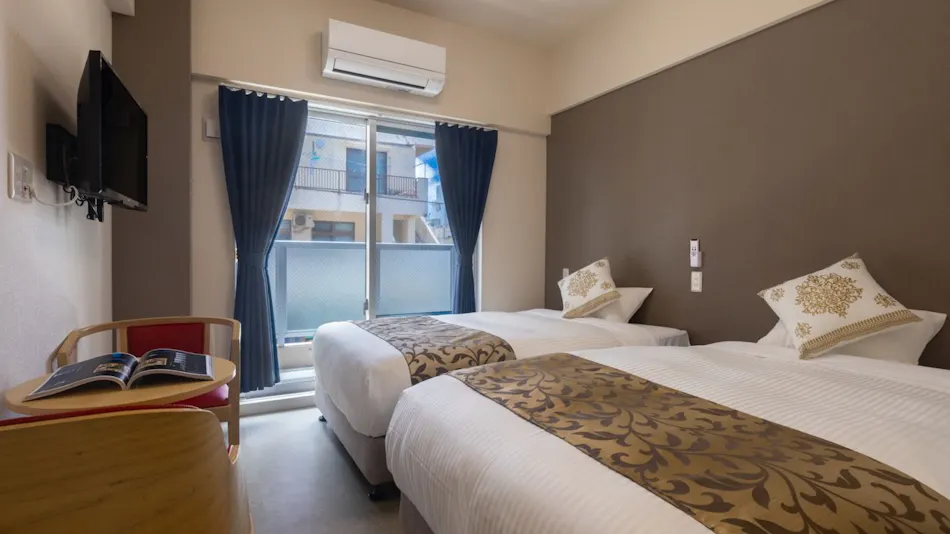 Mr.KINJO in HAIBISU Nishimachi <Naha City Tsuji>