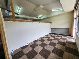 廃校ホテル　NeastSide