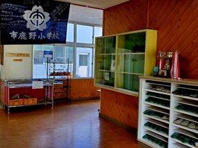 廃校ホテル　NeastSide