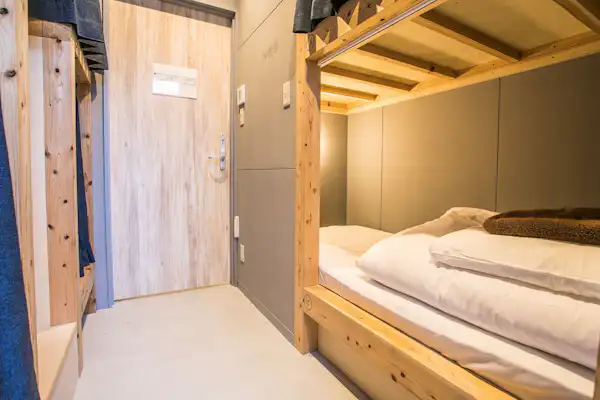 ห้องพักรวม (แยกชายหญิงและเฉพาะผู้หญิง)