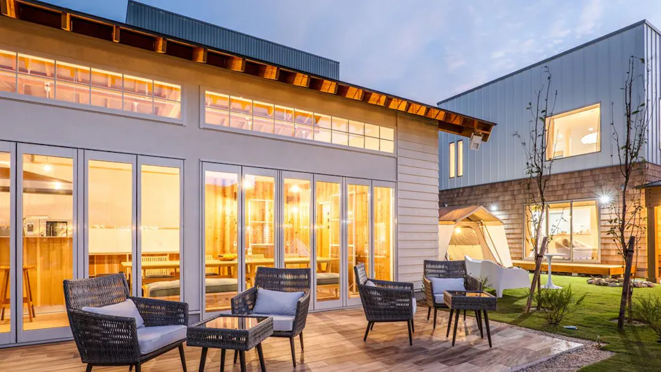 NAGAHAMA Lifestyle Glamping Hotel