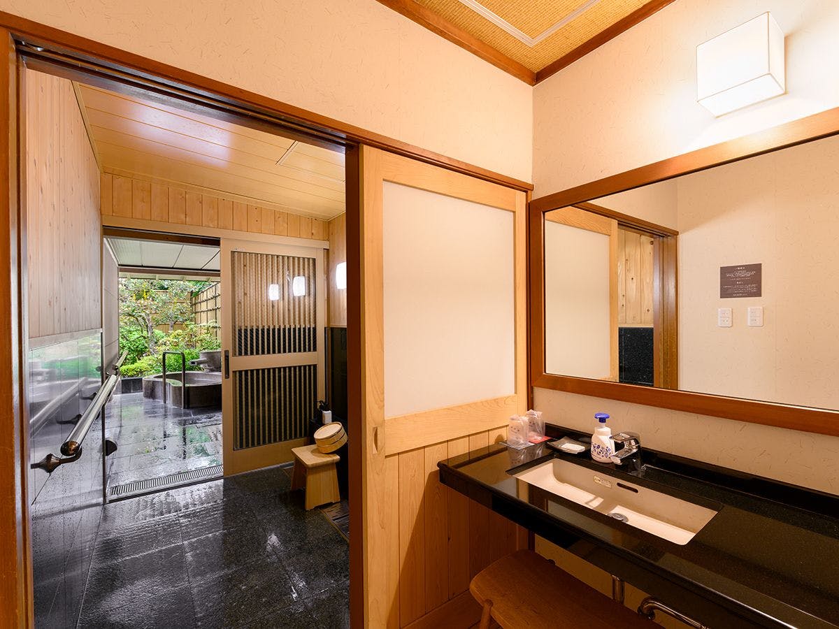 Izu Nagaoka Onsen Keikyu Hotel
