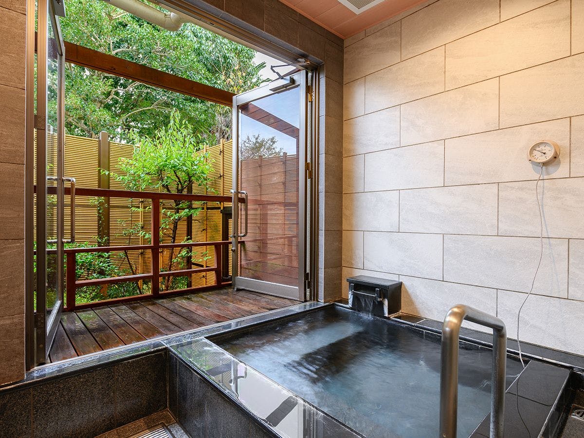 Izu Nagaoka Onsen Keikyu Hotel