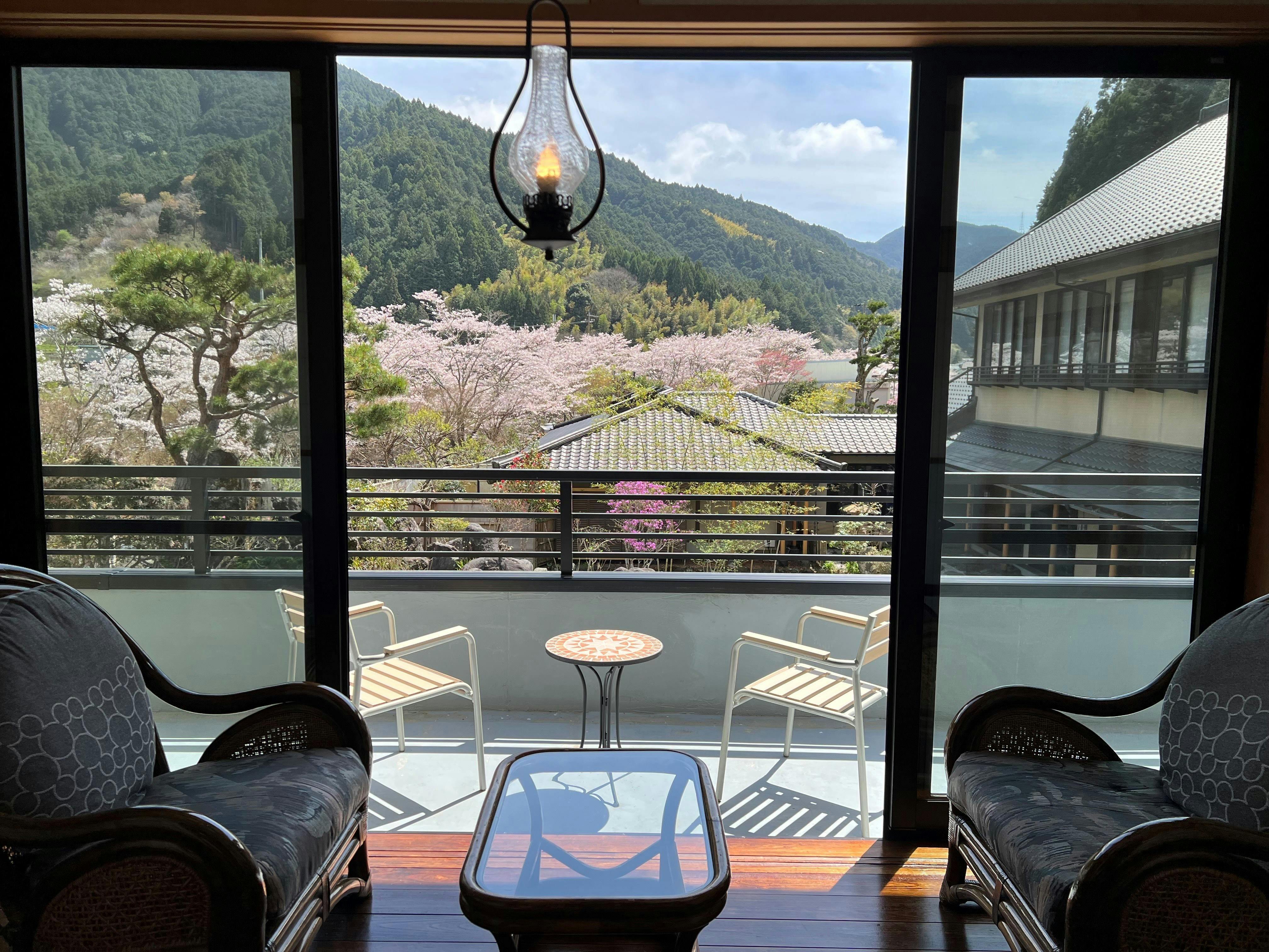 Urashima Onsen Suikouen Sakura